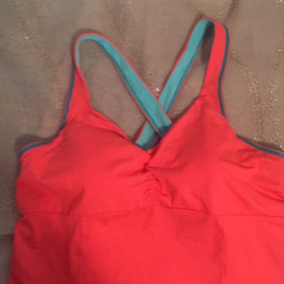 Camisole with built-in bra NWOT - Picture 3 of 7